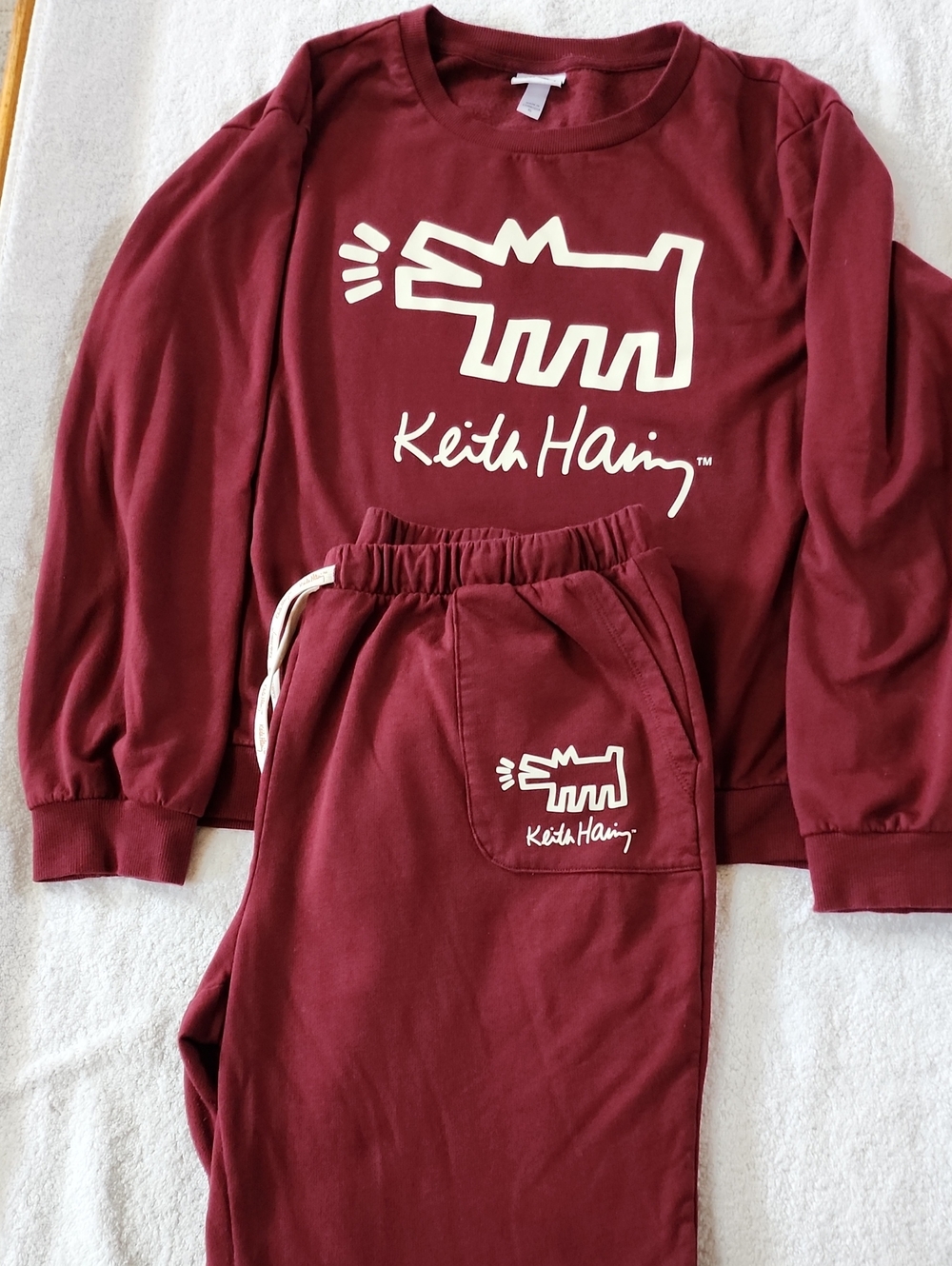 Keith Haring Maroon Graphic Sweatshirt & Joggers Set Size 1X Preowned